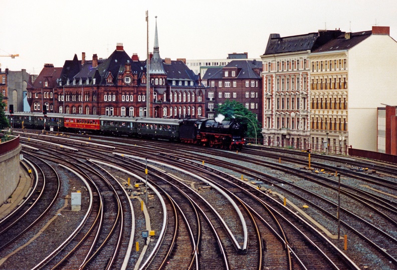 1988-06-09-Hamburg-Hbf-001