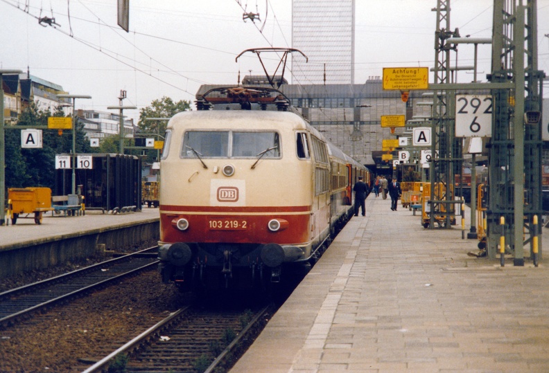 1987-10-00-Hamburg-Altona-003