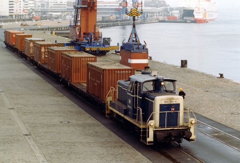 1988-04-00-Kiel-Hbf-003