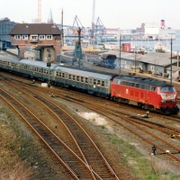 1993-04-00-Kiel-Hbf-001