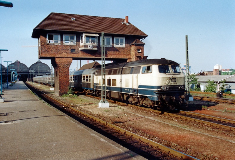 1993-07-00-Kiel-Hbf-001