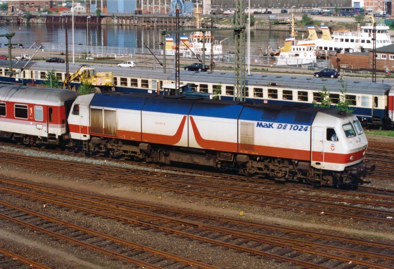1994-07-00-Kiel-Hbf-002.jpg