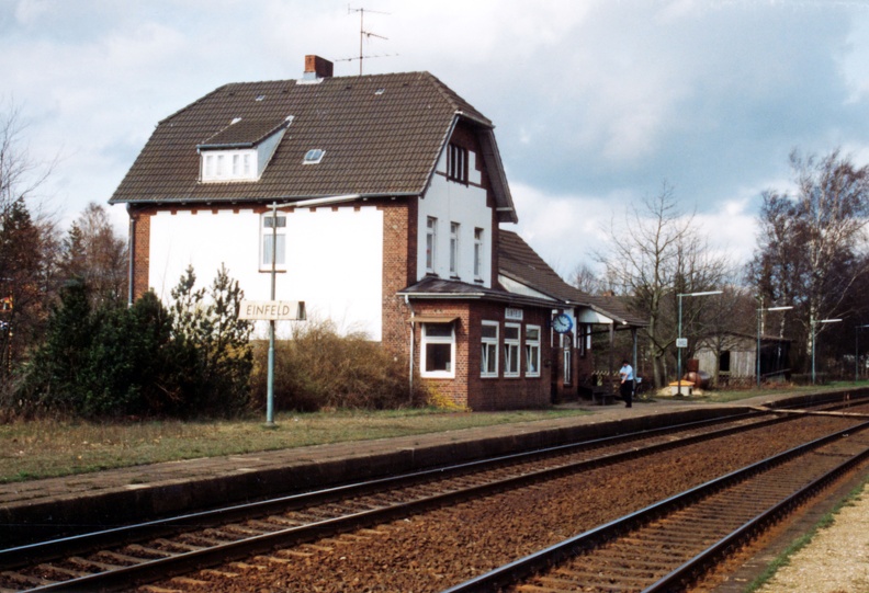 1992-04-00-Einfeld-001