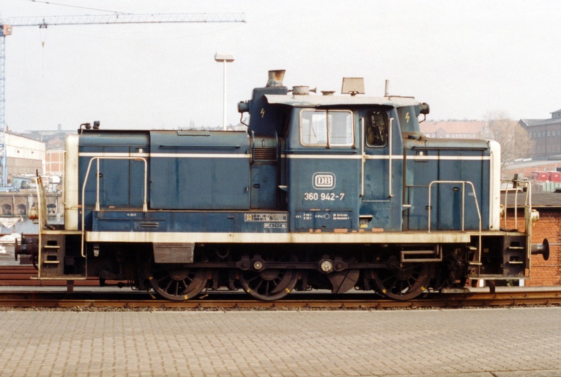1994-05-00-Kiel-Hbf-003