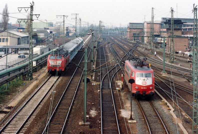 1992-04-00-Frankfurt-002