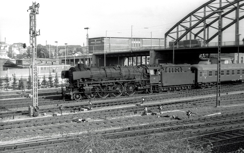 1972-05-15-Kiel-Hbf-404