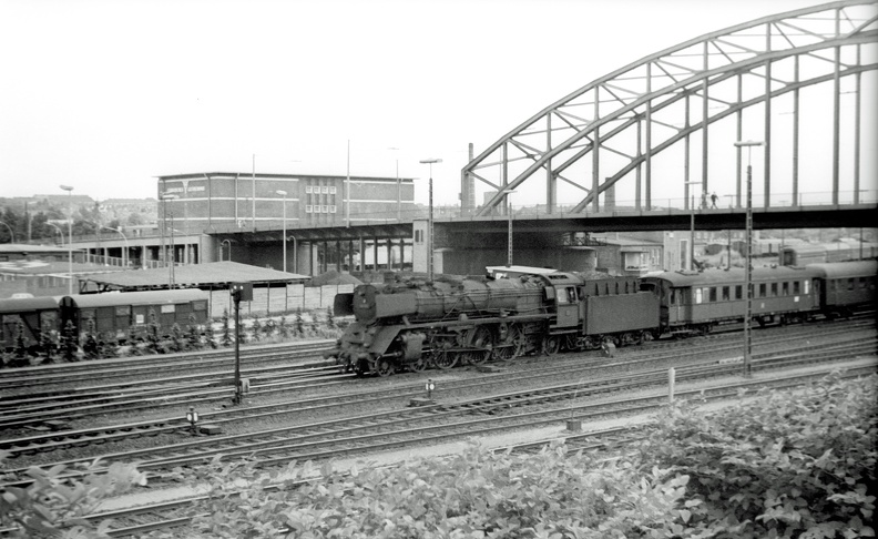 1968-07-03-Kiel-Hbf-402